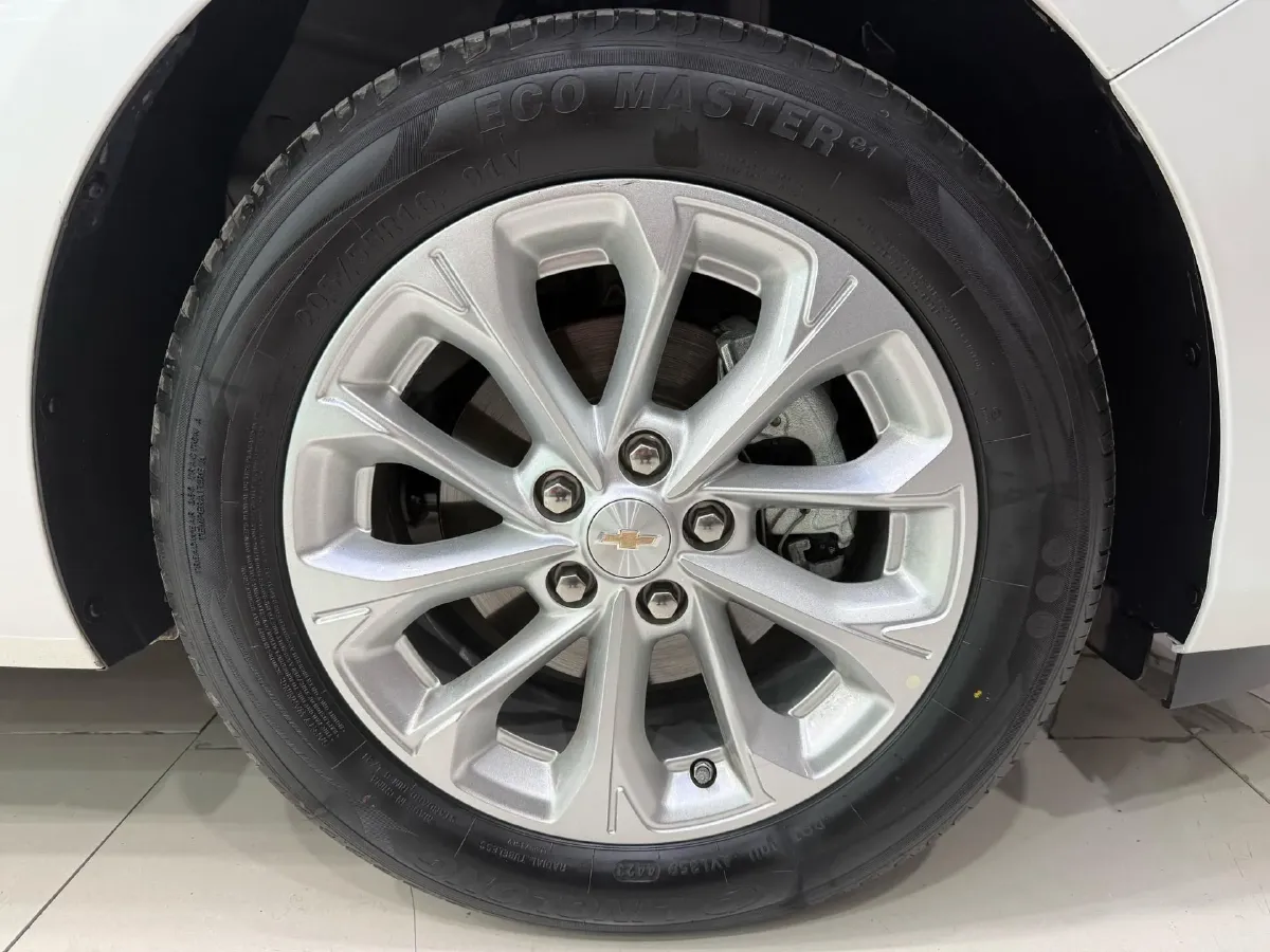 2024 Chevrolet Monza 1.5L 113HP L4 6DCT,autocango,china used car exporter,china ev exporter,chinese used car exporter,chinese used ev exporter