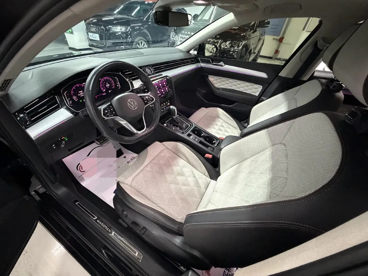 2023 Volkswagen Magotan 2.0T 186HP L4 7DCT,autocango,china used car exporter,china ev exporter,chinese used car exporter,chinese used ev exporter