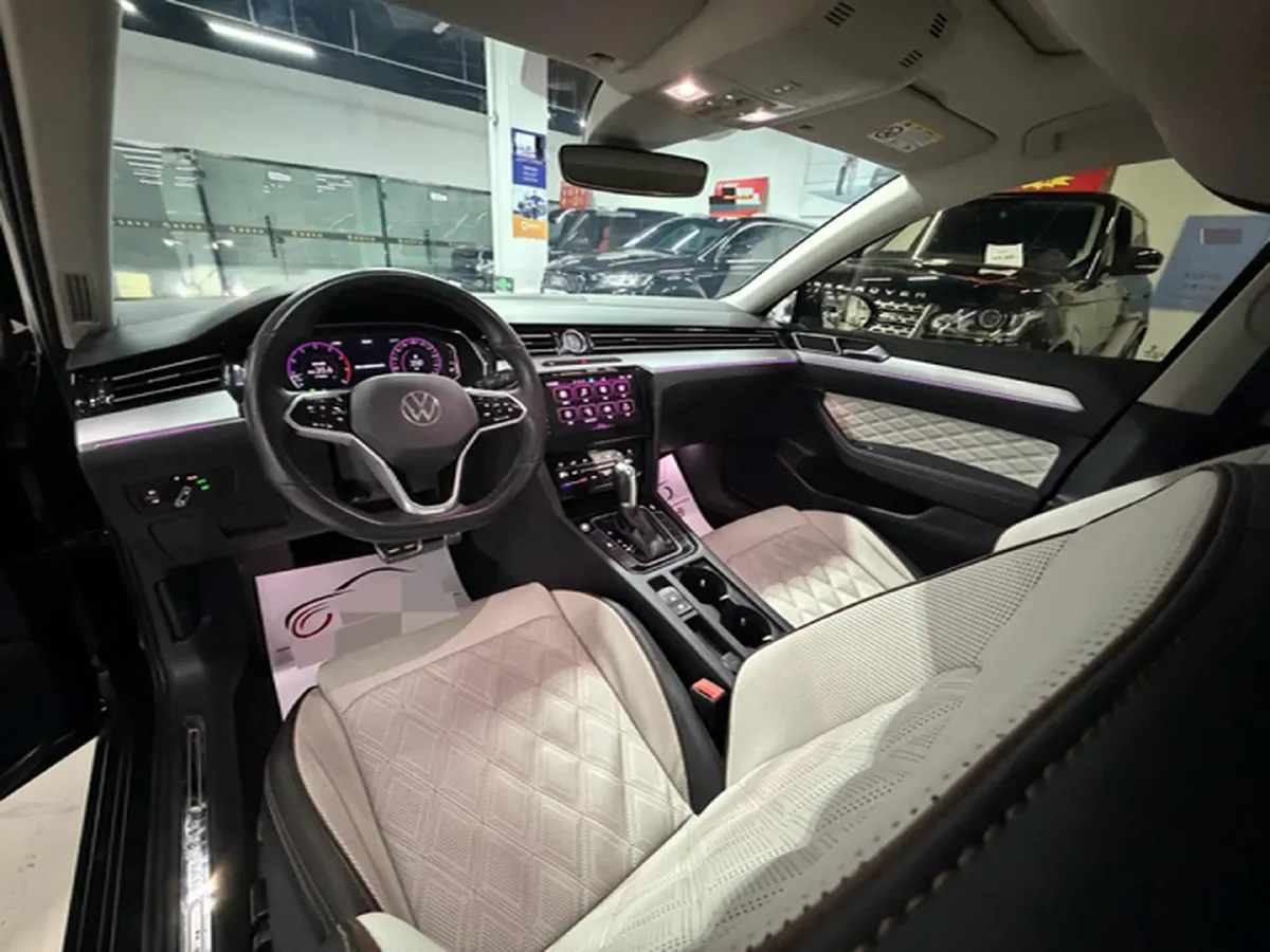 2023 Volkswagen Magotan 2.0T 186HP L4 7DCT,autocango,china used car exporter,china ev exporter,chinese used car exporter,chinese used ev exporter