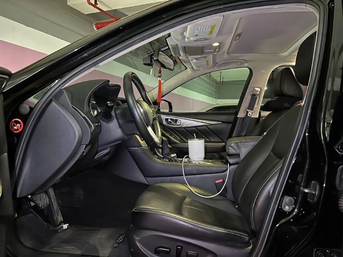 2021 Infiniti Q50L 2.0T 211HP L4 7AT,autocango,china used car exporter,china ev exporter,chinese used car exporter,chinese used ev exporter