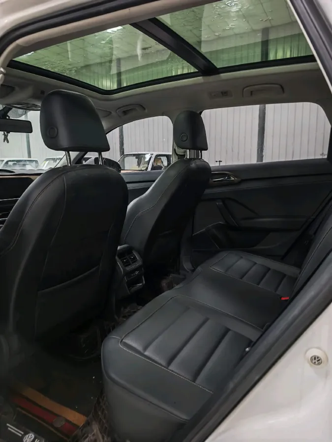 2021 Volkswagen Tharu 1.4T 150HP L4 7DCT,autocango,china used car exporter,china ev exporter,chinese used car exporter,chinese used ev exporter