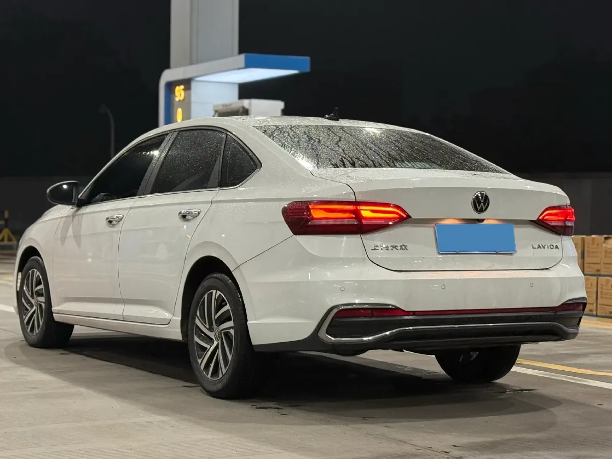 2023 Volkswagen Lavida 1.5L 113HP L4 6AT,autocango,china used car exporter,china ev exporter,chinese used car exporter,chinese used ev exporter