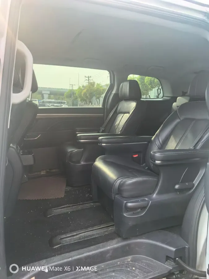 2021 GAC Trumpchi M8 2.0T 252HP L4 8AT,autocango,china used car exporter,china ev exporter,chinese used car exporter,chinese used ev exporter