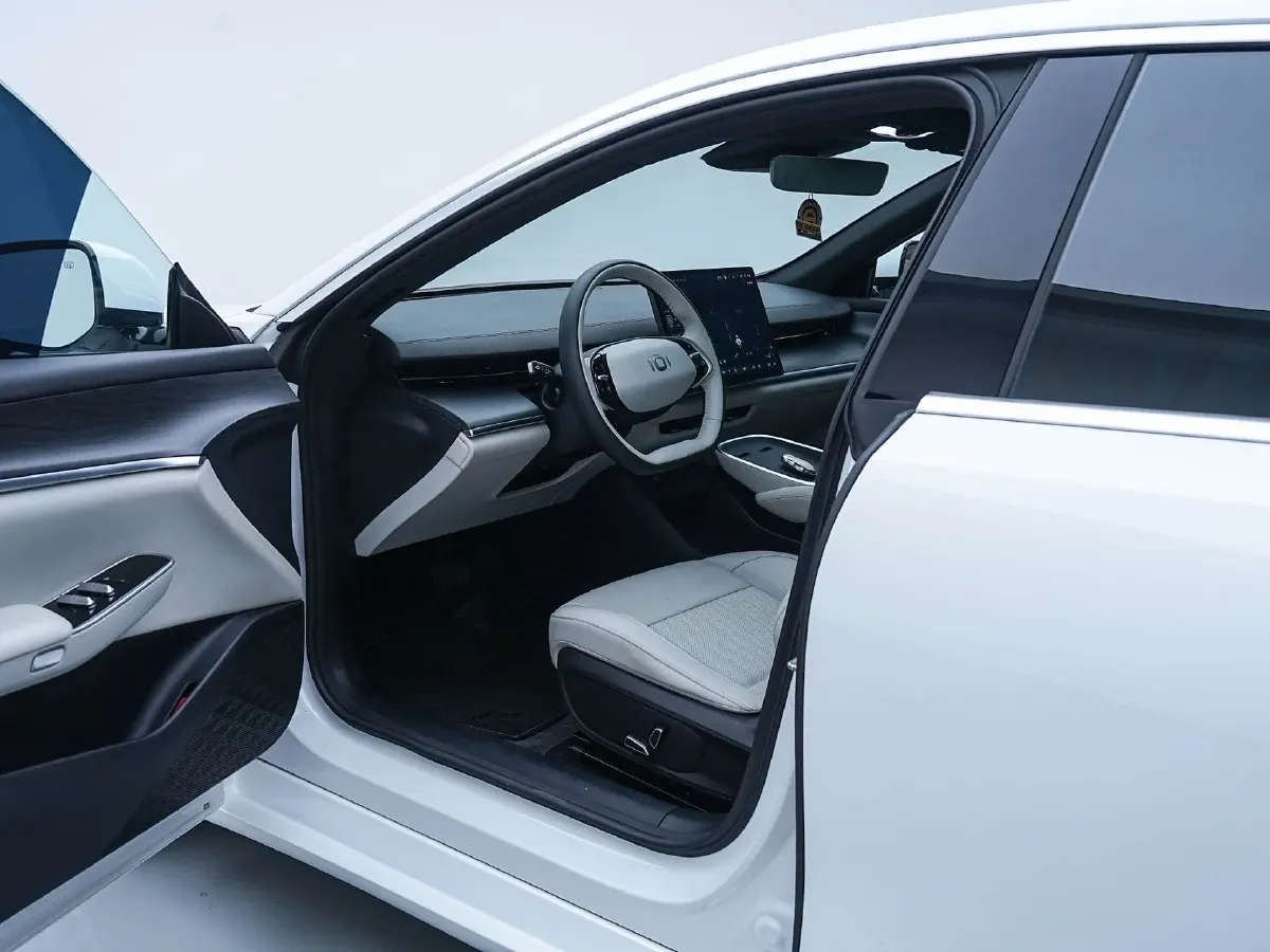 2025 ChangAn QiYuan A07 BEV 56.1KWH,autocango,china used car exporter,china ev exporter,chinese used car exporter,chinese used ev exporter