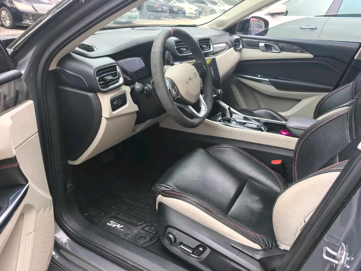 2018 Toyota C-HR 2.0L 171HP L4 CVT,autocango,china used car exporter,china ev exporter,chinese used car exporter,chinese used ev exporter