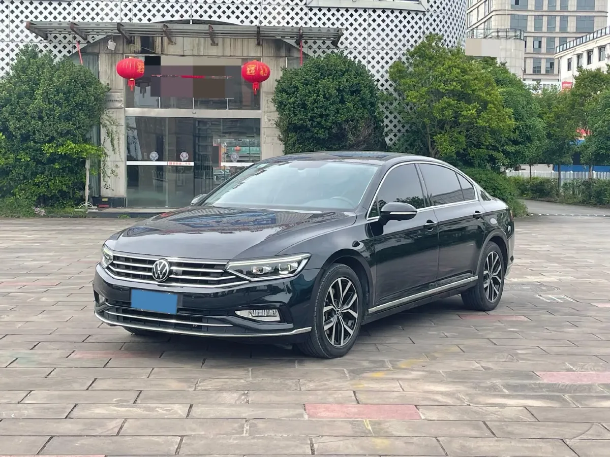 2020 Volkswagen Magotan 2.0T 186HP L4 7DCT,autocango,china used car exporter,china ev exporter,chinese used car exporter,chinese used ev exporter