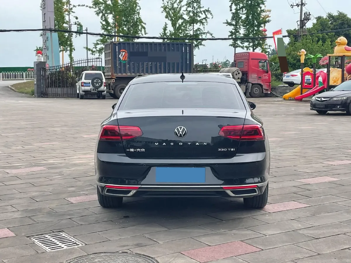 2020 Volkswagen Magotan 2.0T 186HP L4 7DCT,autocango,china used car exporter,china ev exporter,chinese used car exporter,chinese used ev exporter