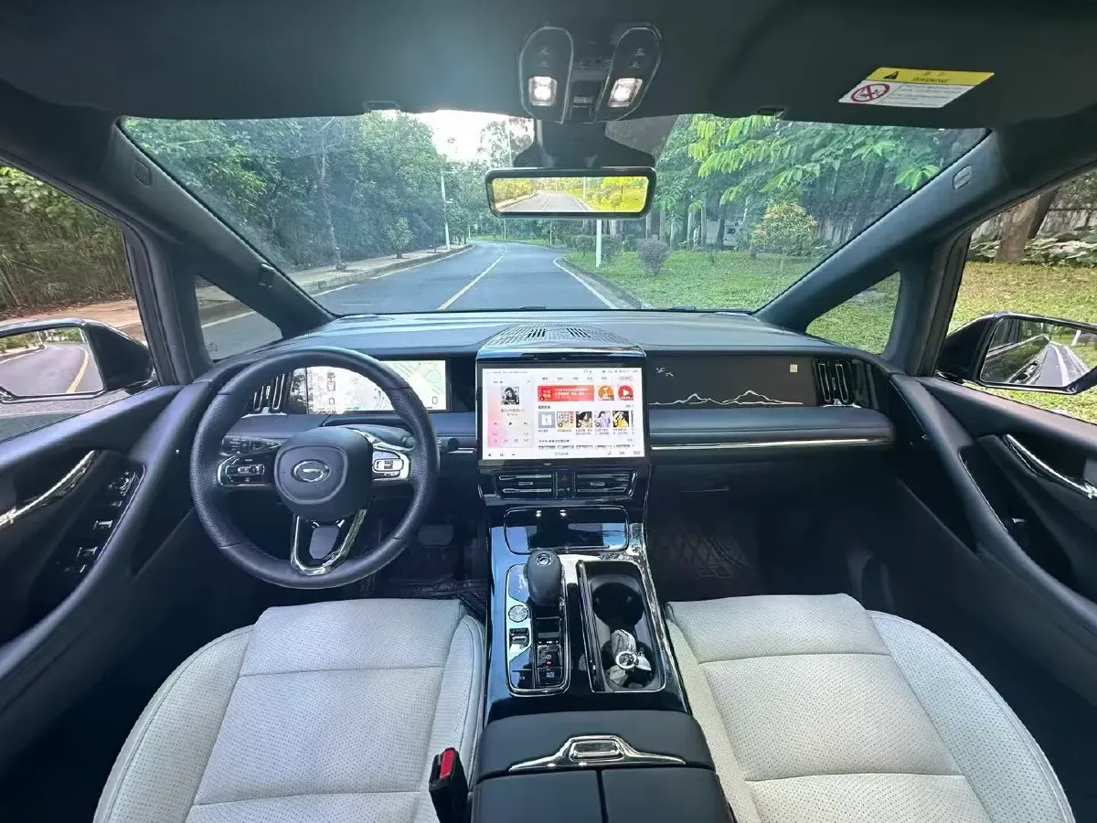 2023 GAC Trumpchi M8 2.0T 190HP L4 E-CVT Hybrid,autocango,china used car exporter,china ev exporter,chinese used car exporter,chinese used ev exporter