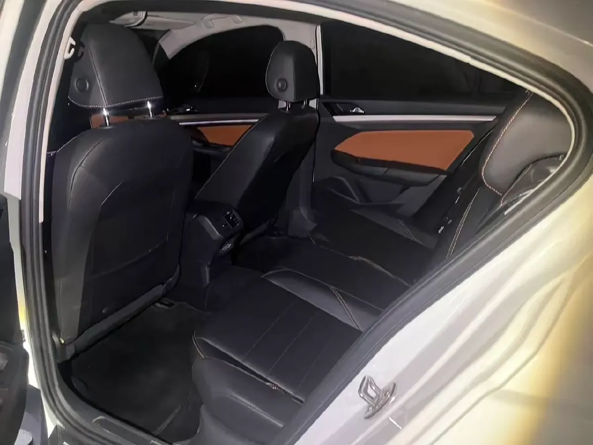 2023 Volkswagen Bora 1.2T 116HP L4 7DCT,autocango,china used car exporter,china ev exporter,chinese used car exporter,chinese used ev exporter