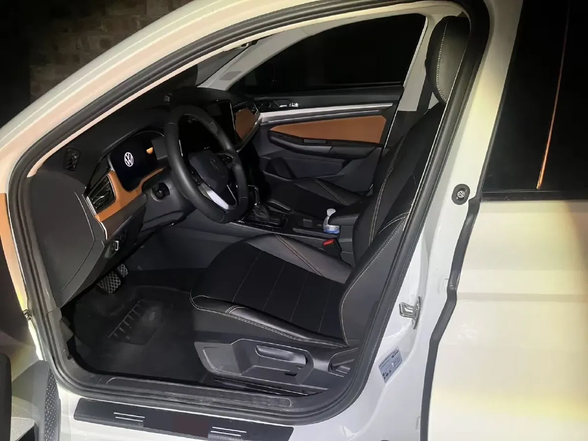 2023 Volkswagen Bora 1.2T 116HP L4 7DCT,autocango,china used car exporter,china ev exporter,chinese used car exporter,chinese used ev exporter