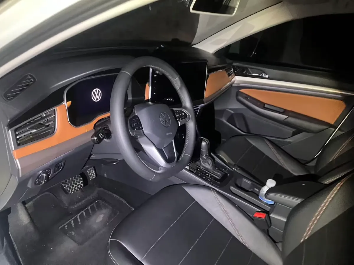 2023 Volkswagen Bora 1.2T 116HP L4 7DCT,autocango,china used car exporter,china ev exporter,chinese used car exporter,chinese used ev exporter