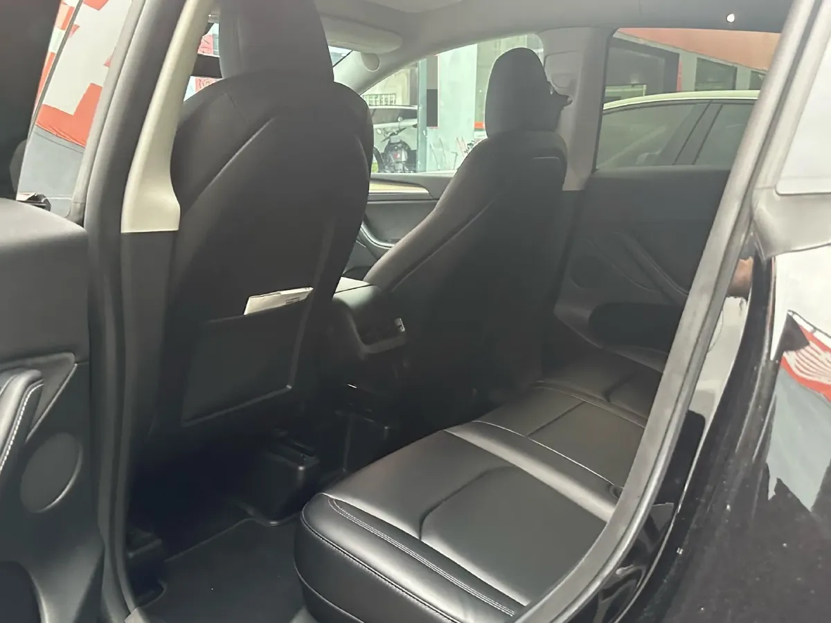 2022 Tesla Model Y BEV 60KWH,autocango,china used car exporter,china ev exporter,chinese used car exporter,chinese used ev exporter