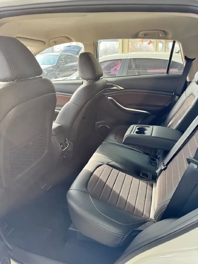 2017 BYD Song 1.5T 154HP L4 6MT,autocango,china used car exporter,china ev exporter,chinese used car exporter,chinese used ev exporter