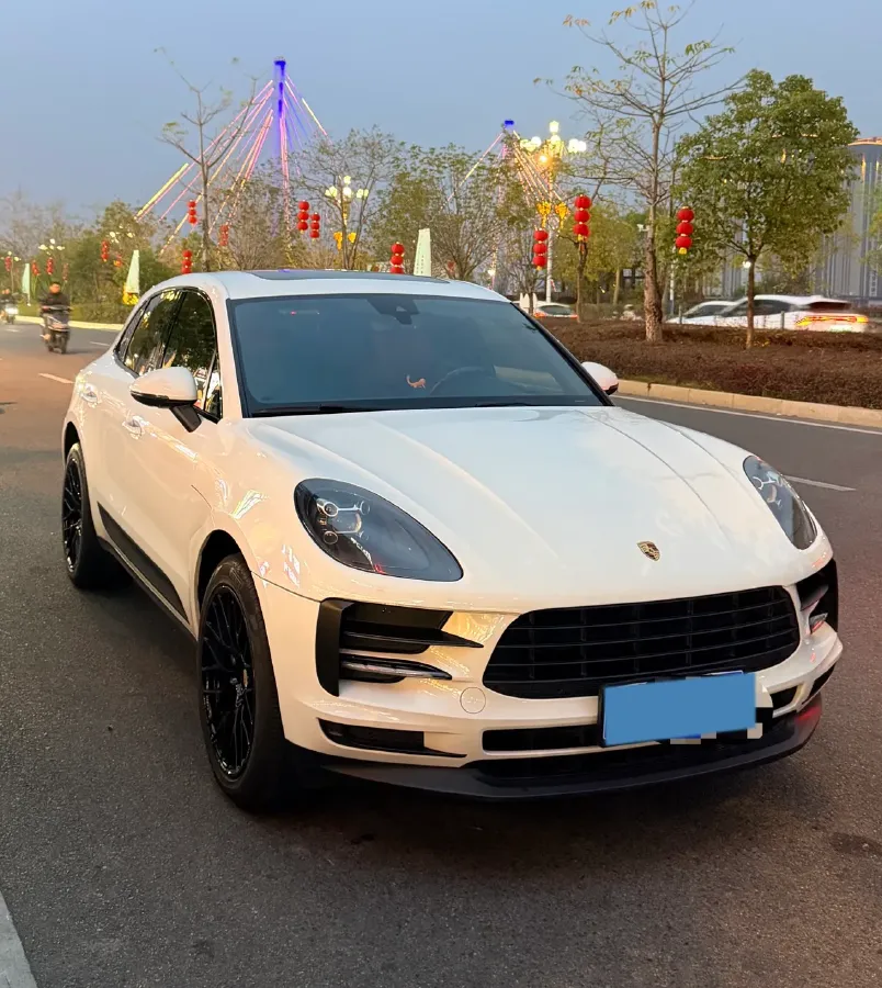 2018 Porsche Macan 2.0T 252HP L4 7DCT,autocango,china used car exporter,china ev exporter,chinese used car exporter,chinese used ev exporter