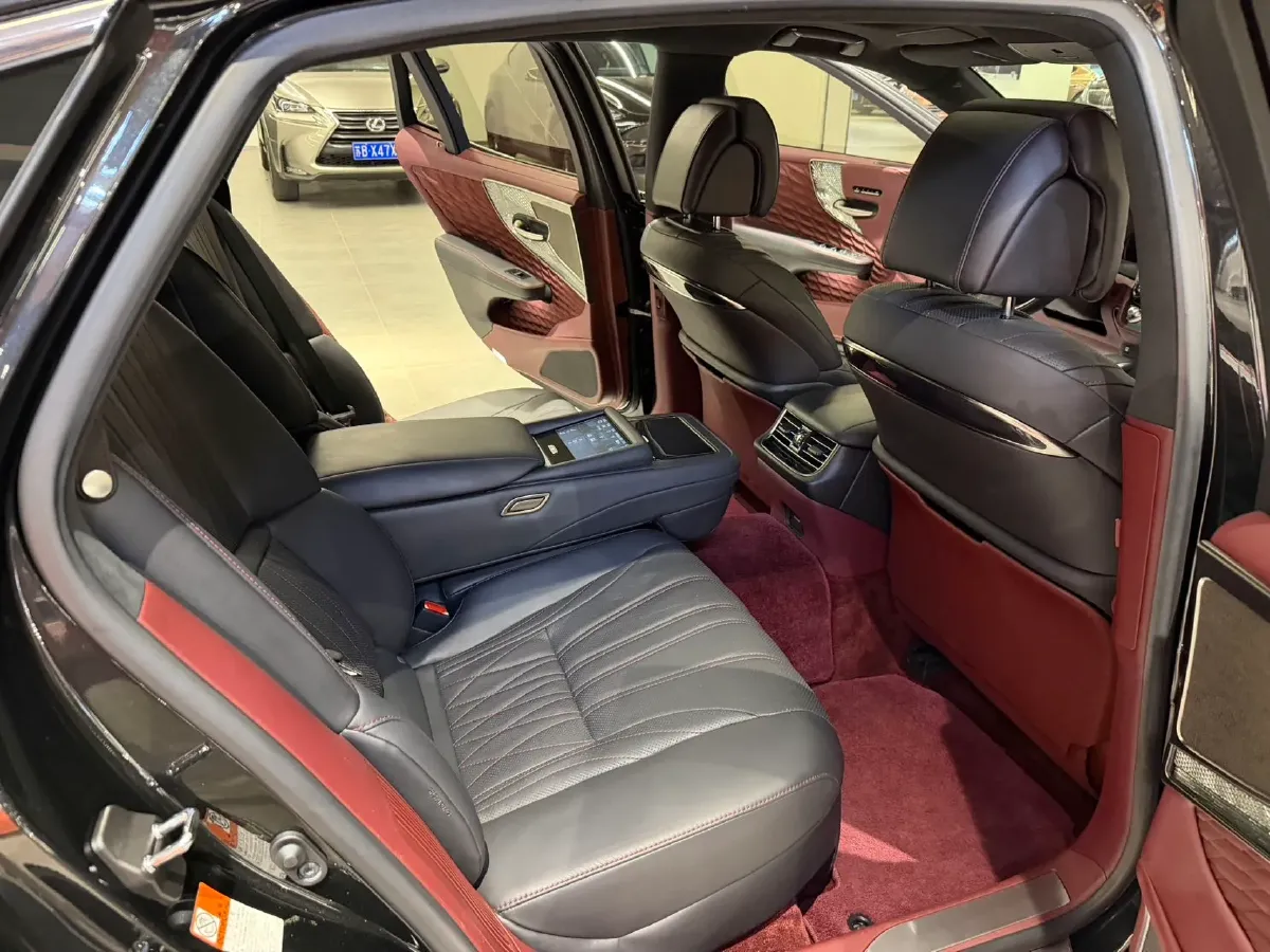 2020 Lexus LS 3.5L 299HP V6 E-CVT Hybrid,autocango,china used car exporter,china ev exporter,chinese used car exporter,chinese used ev exporter