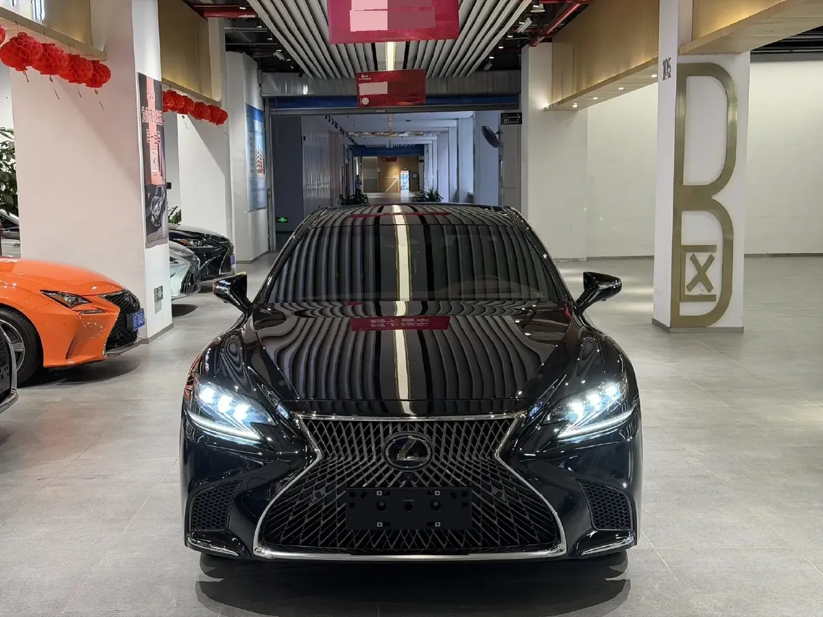 2020 Lexus LS 3.5L 299HP V6 E-CVT Hybrid,autocango,china used car exporter,china ev exporter,chinese used car exporter,chinese used ev exporter