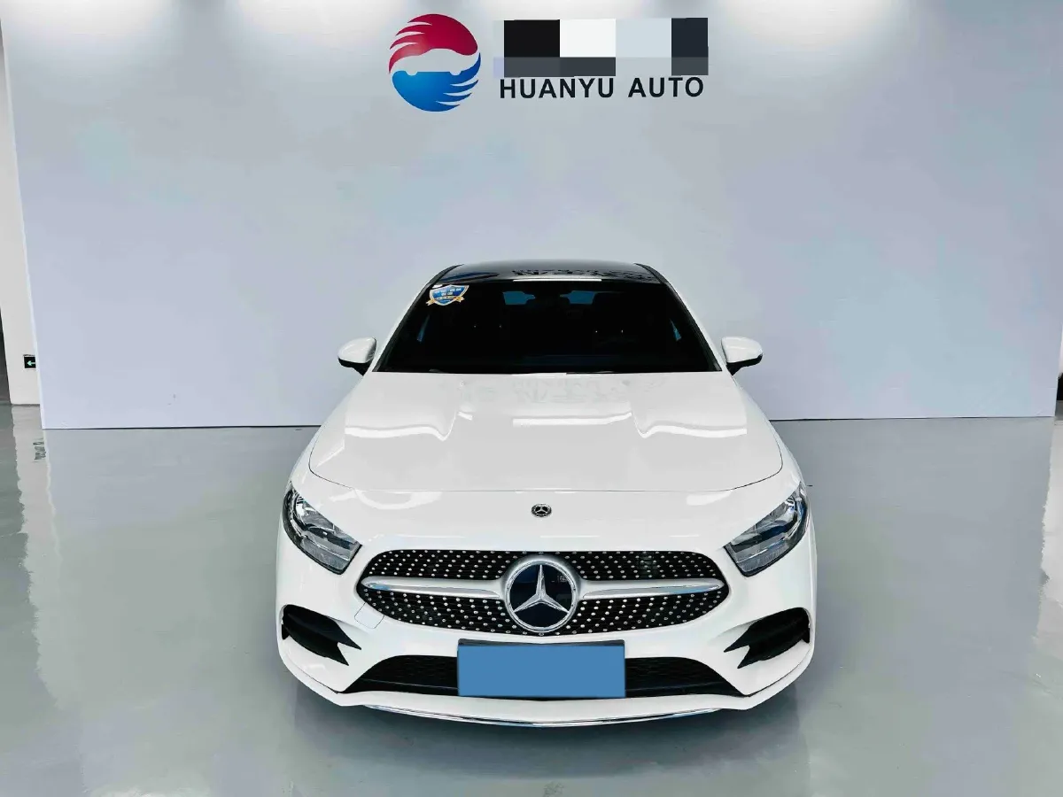 2022 Mercedes-Benz A Class 1.3T 136HP L4 7DCT,autocango,china used car exporter,china ev exporter,chinese used car exporter,chinese used ev exporter