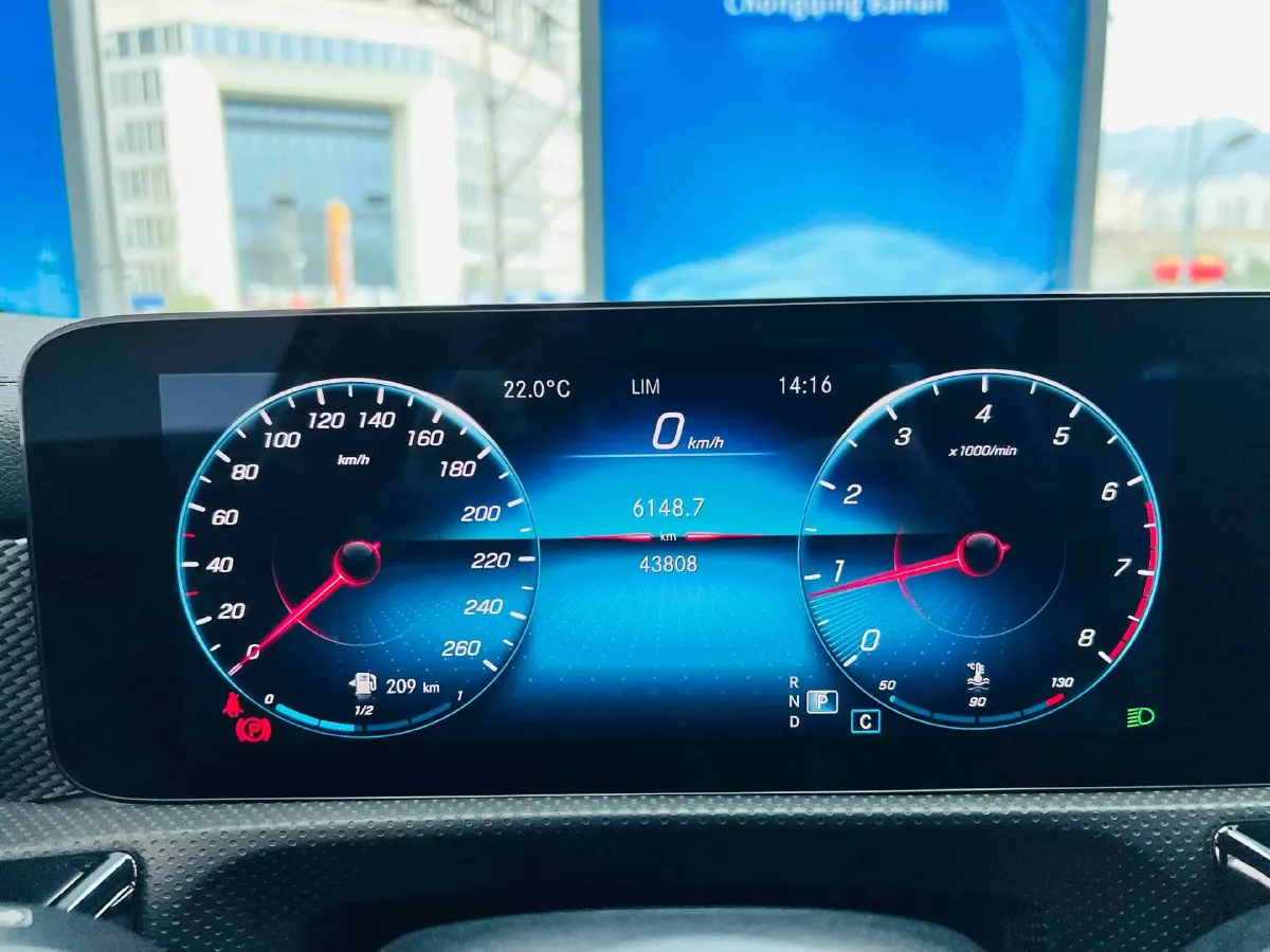 2022 Mercedes-Benz A Class 1.3T 136HP L4 7DCT,autocango,china used car exporter,china ev exporter,chinese used car exporter,chinese used ev exporter