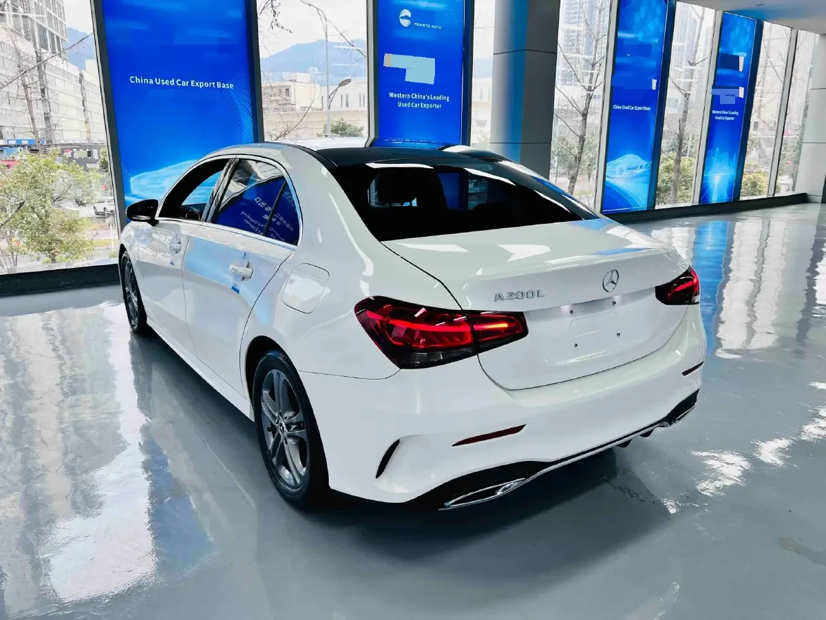 2022 Mercedes-Benz A Class 1.3T 136HP L4 7DCT,autocango,china used car exporter,china ev exporter,chinese used car exporter,chinese used ev exporter