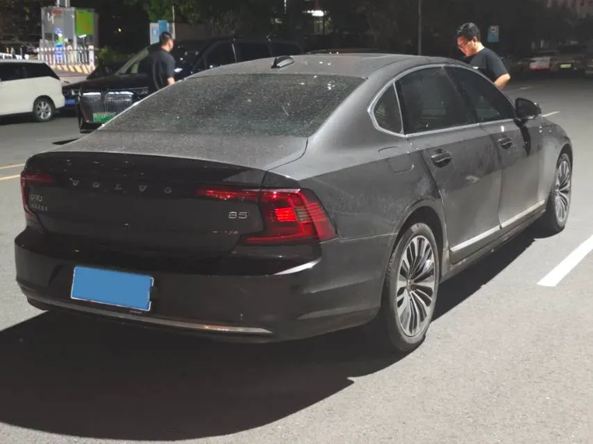 2025 Volvo S90 2.0T 250HP L4 8AT,autocango,china used car exporter,china ev exporter,chinese used car exporter,chinese used ev exporter
