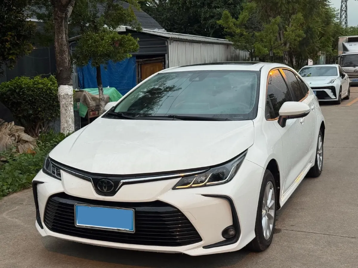 2021 Toyota Corolla 1.2T 116HP L4 CVT,autocango,china used car exporter,china ev exporter,chinese used car exporter,chinese used ev exporter