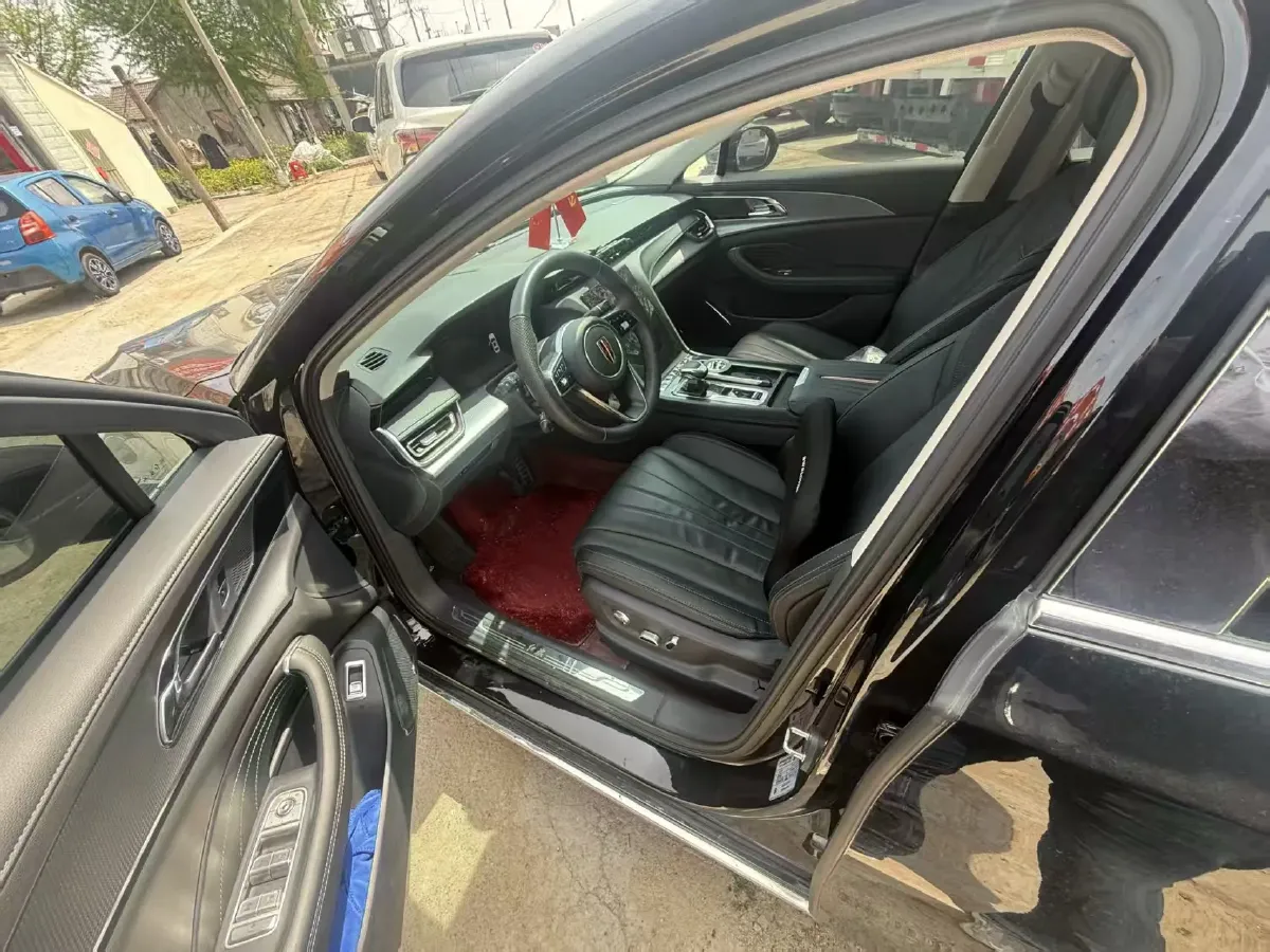 2023 HongQi H5 2.0T 224HP L4 8AT,autocango,china used car exporter,china ev exporter,chinese used car exporter,chinese used ev exporter