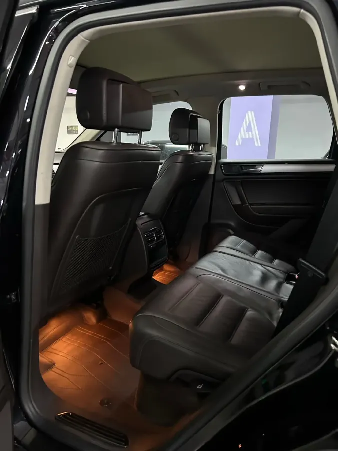 2018 Volkswagen Touareg 3.0T 320HP V6 8AT,autocango,china used car exporter,china ev exporter,chinese used car exporter,chinese used ev exporter