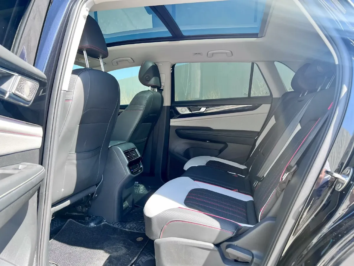 2023 Volkswagen Teramont 2.0T 220HP L4 7DCT,autocango,china used car exporter,china ev exporter,chinese used car exporter,chinese used ev exporter