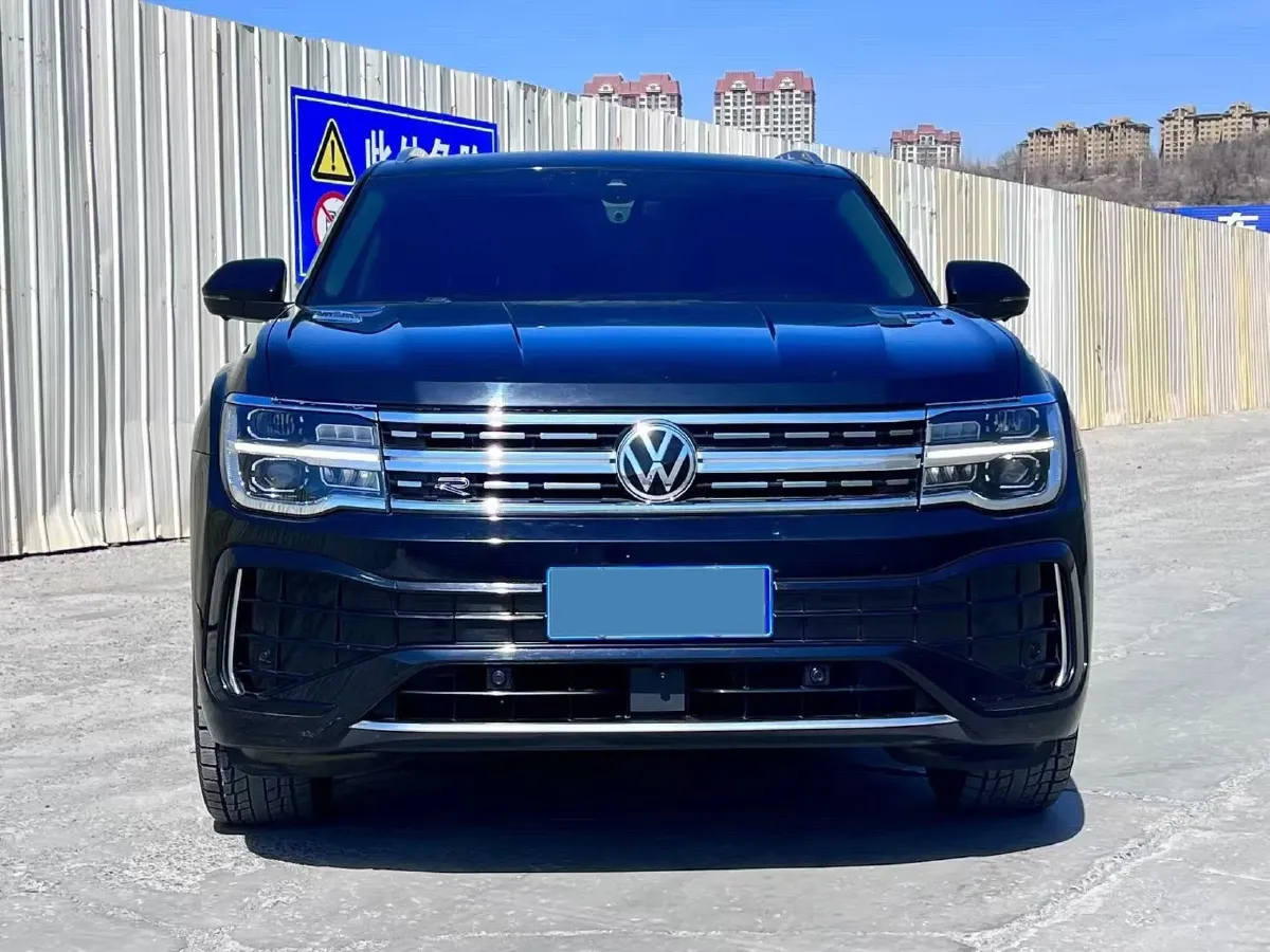 2023 Volkswagen Teramont 2.0T 220HP L4 7DCT,autocango,china used car exporter,china ev exporter,chinese used car exporter,chinese used ev exporter