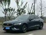 2022 Volvo S60 2.0T 197HP L4 8AT