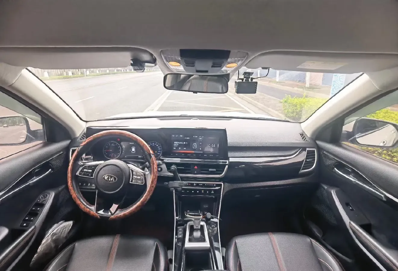 2020 Kia KX3 1.5L 115HP L4 CVT,autocango,china used car exporter,china ev exporter,chinese used car exporter,chinese used ev exporter