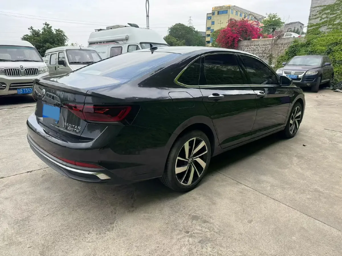 2025 Volkswagen Sagitar 1.5T 160HP L4 7DCT,autocango,china used car exporter,china ev exporter,chinese used car exporter,chinese used ev exporter