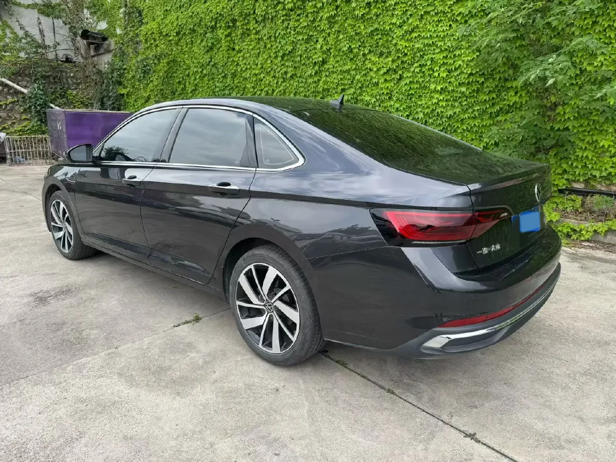 2025 Volkswagen Sagitar 1.5T 160HP L4 7DCT,autocango,china used car exporter,china ev exporter,chinese used car exporter,chinese used ev exporter