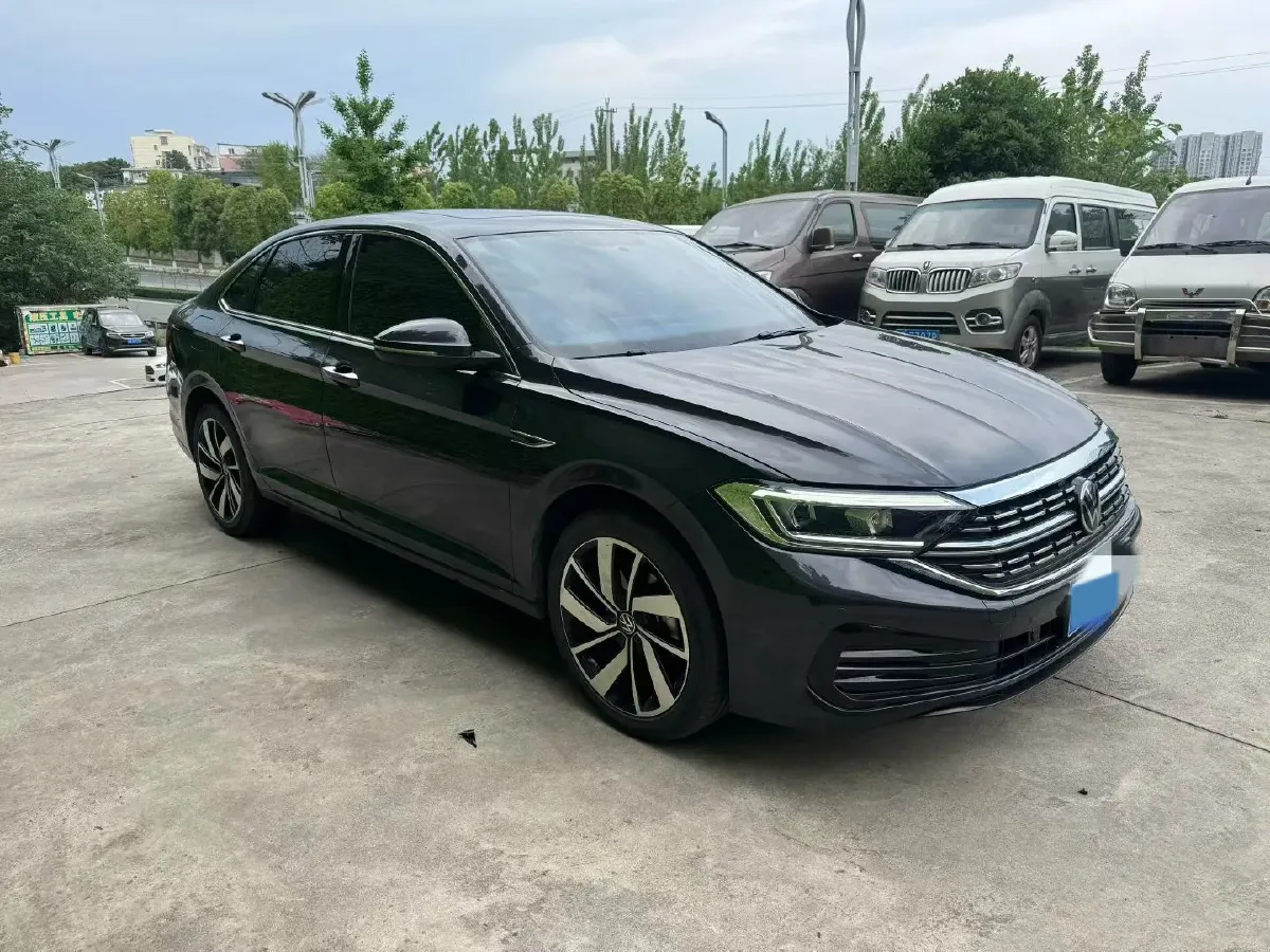 2025 Volkswagen Sagitar 1.5T 160HP L4 7DCT,autocango,china used car exporter,china ev exporter,chinese used car exporter,chinese used ev exporter