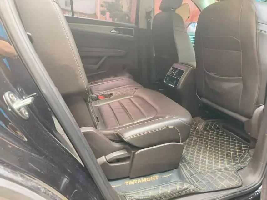 2017 Volkswagen Teramont 2.0T 186HP L4 7DCT,autocango,china used car exporter,china ev exporter,chinese used car exporter,chinese used ev exporter