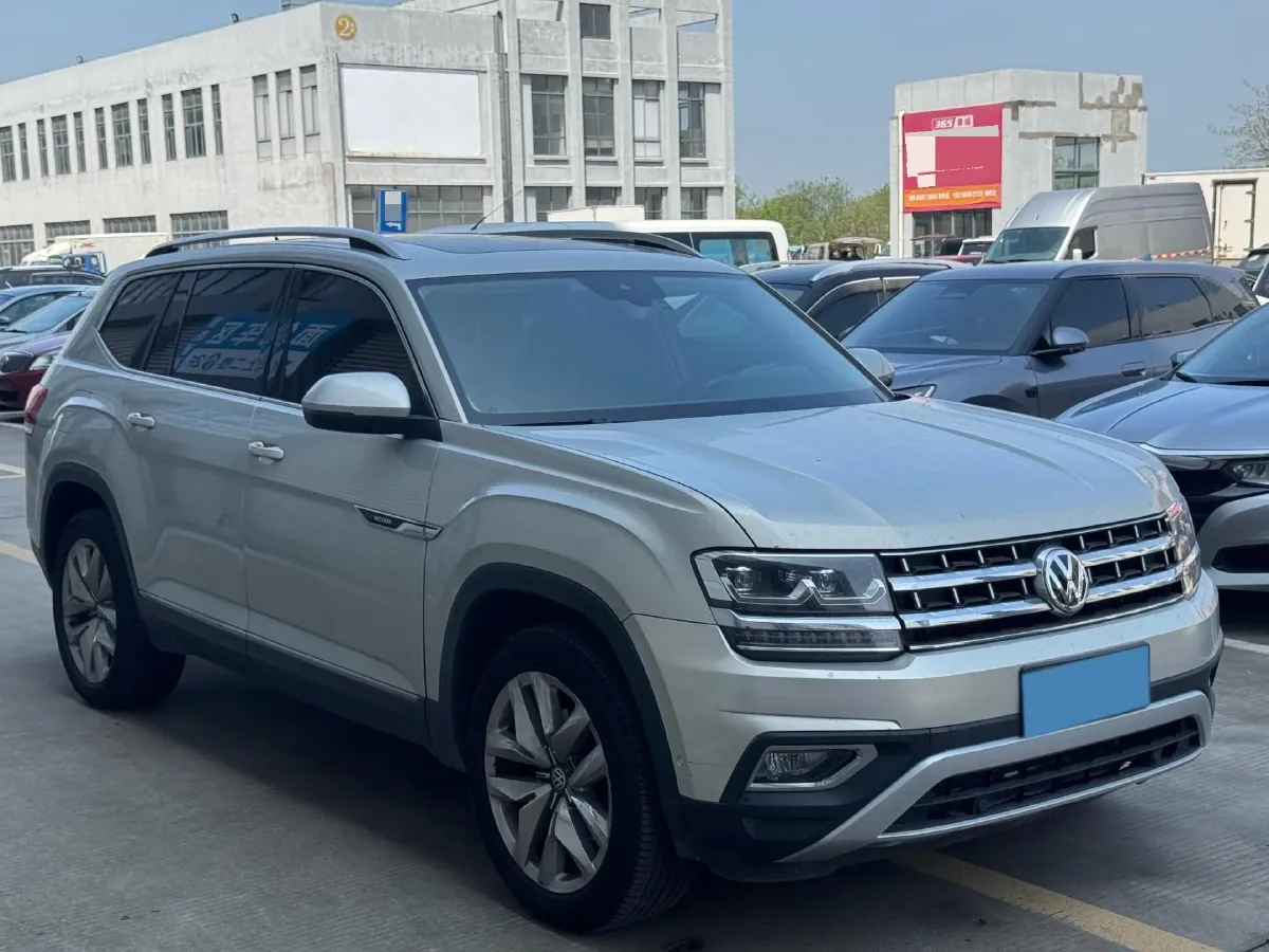 2017 Volkswagen Teramont 2.0T 220HP L4 7DCT,autocango,china used car exporter,china ev exporter,chinese used car exporter,chinese used ev exporter