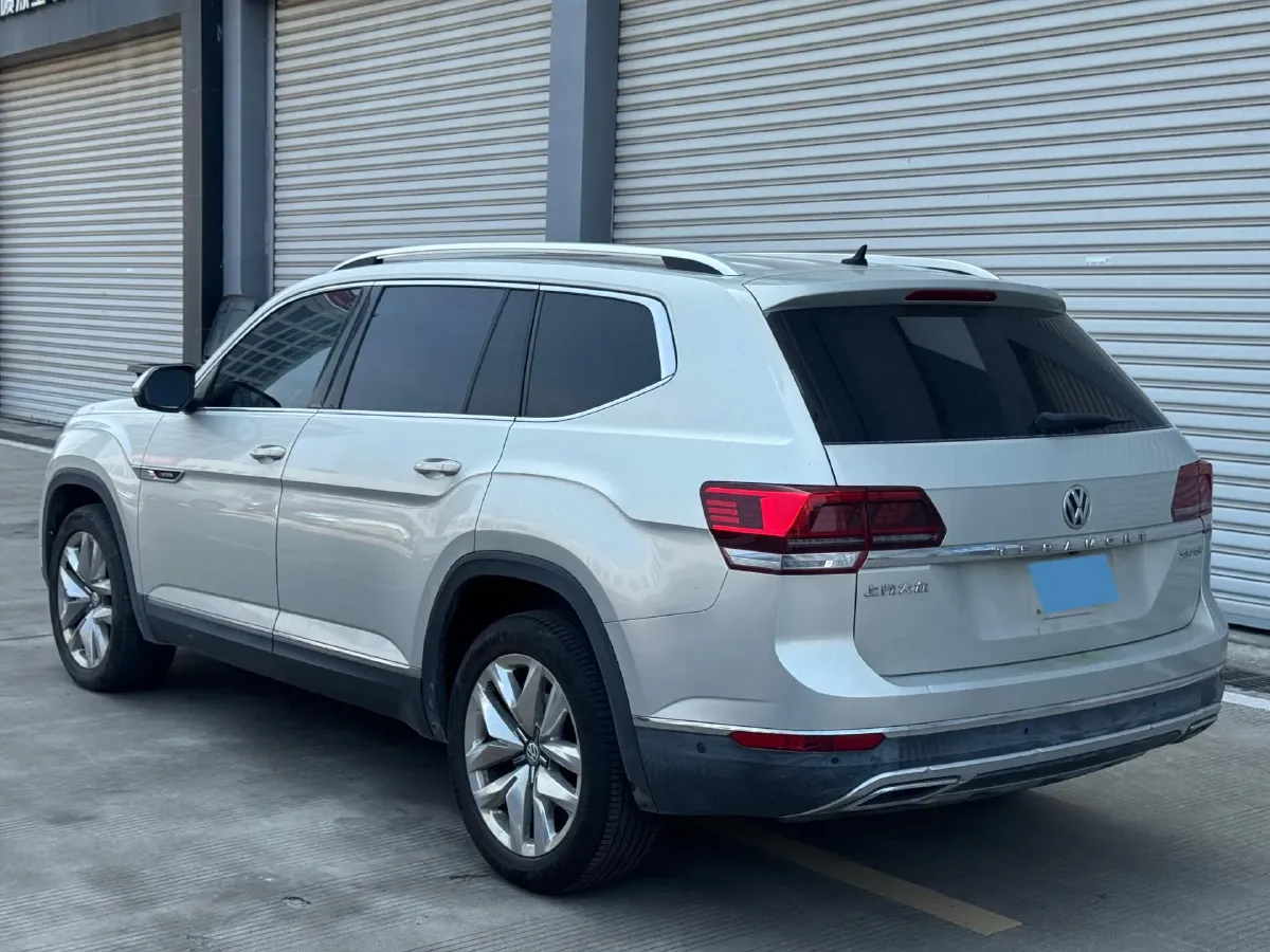2017 Volkswagen Teramont 2.0T 220HP L4 7DCT,autocango,china used car exporter,china ev exporter,chinese used car exporter,chinese used ev exporter