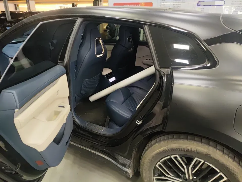 2025 Zeekr 001 BEV 95KWH,autocango,china used car exporter,china ev exporter,chinese used car exporter,chinese used ev exporter