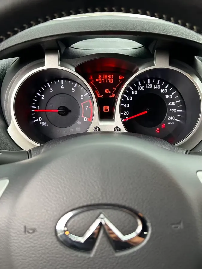 2014 Renault Koleos 2.0L 140HP L4 CVT,autocango,china used car exporter,china ev exporter,chinese used car exporter,chinese used ev exporter