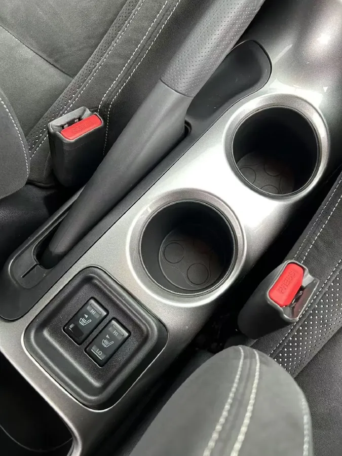 2014 Renault Koleos 2.0L 140HP L4 CVT,autocango,china used car exporter,china ev exporter,chinese used car exporter,chinese used ev exporter