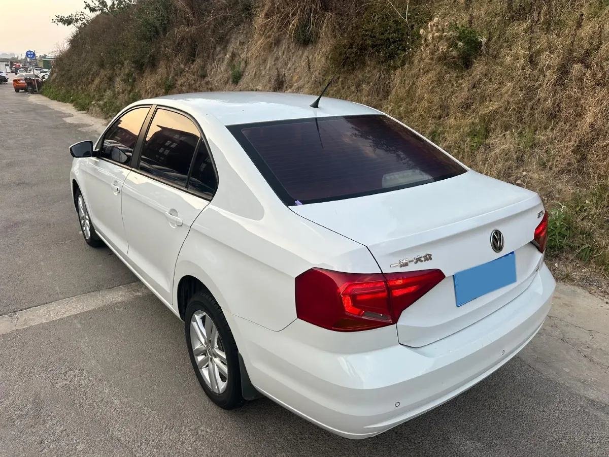 2017 Volkswagen Jetta 1.5L 110HP L4 5MT,autocango,china used car exporter,china ev exporter,chinese used car exporter,chinese used ev exporter