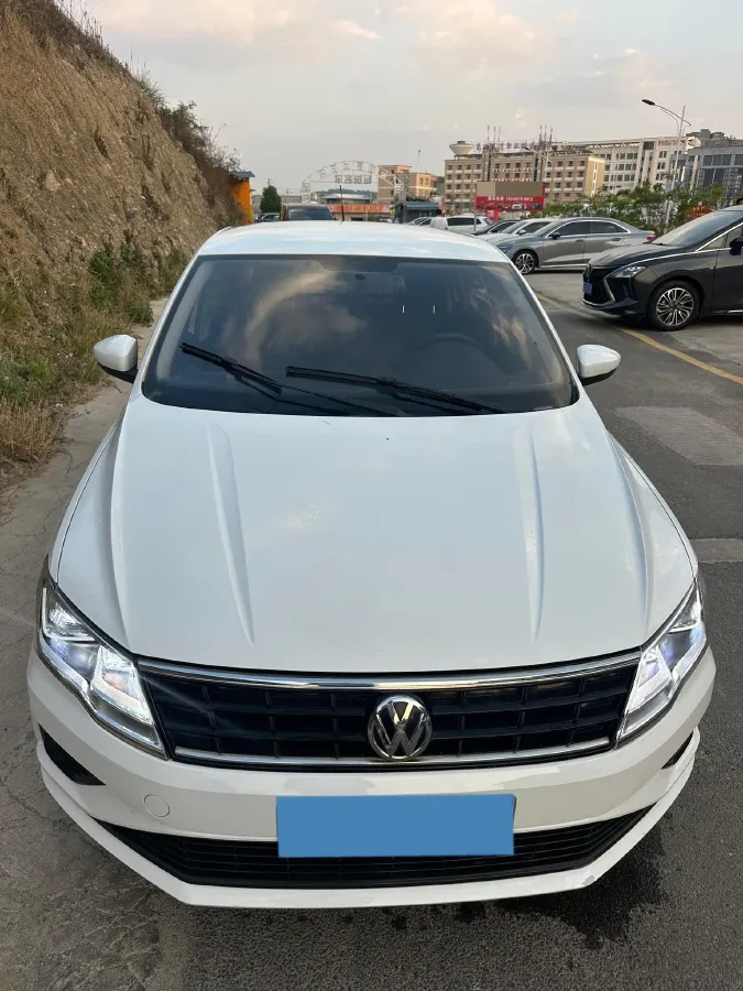 2017 Volkswagen Jetta 1.5L 110HP L4 5MT,autocango,china used car exporter,china ev exporter,chinese used car exporter,chinese used ev exporter