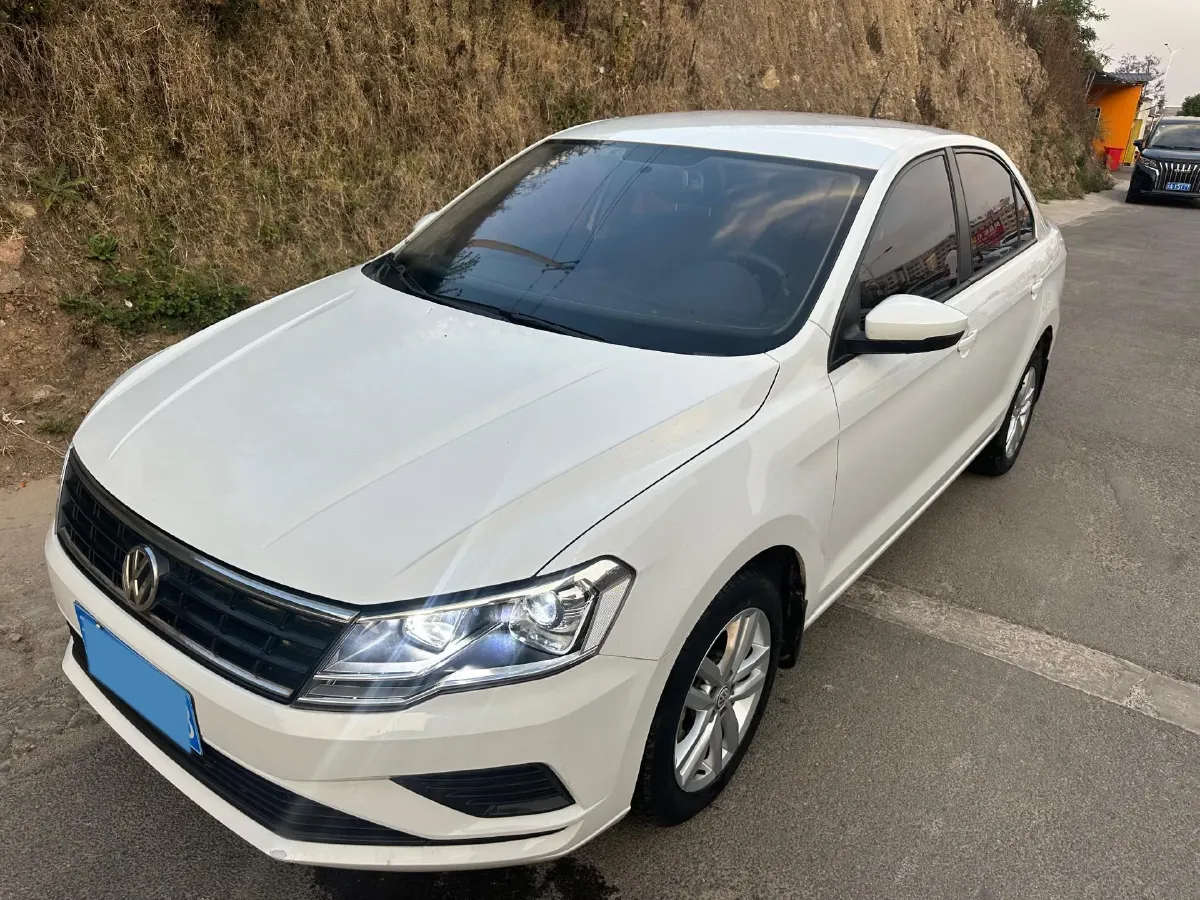 2017 Volkswagen Jetta 1.5L 110HP L4 5MT,autocango,china used car exporter,china ev exporter,chinese used car exporter,chinese used ev exporter