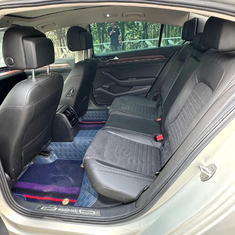 2019 Volkswagen Magotan 2.0T 186HP L4 7DCT,autocango,china used car exporter,china ev exporter,chinese used car exporter,chinese used ev exporter