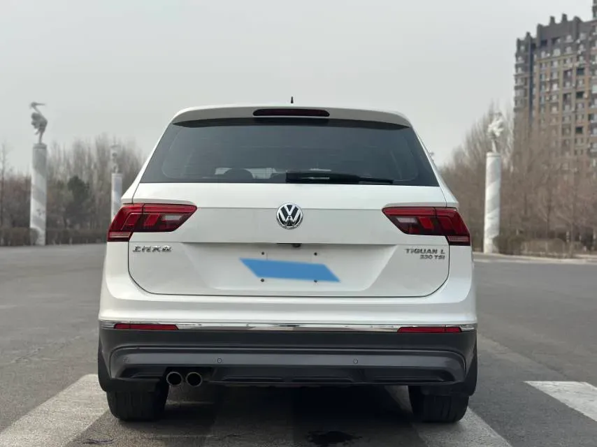 2020 Volkswagen Tiguan L 2.0T 186HP L4 7DCT,autocango,china used car exporter,china ev exporter,chinese used car exporter,chinese used ev exporter