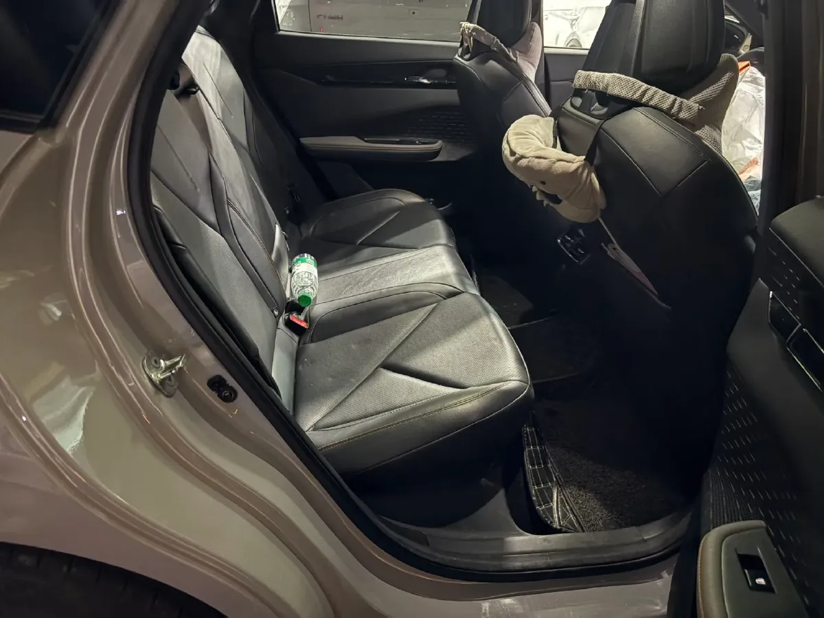 2022 ChangAn UNI-V 1.5T 188HP L4 7DCT,autocango,china used car exporter,china ev exporter,chinese used car exporter,chinese used ev exporter