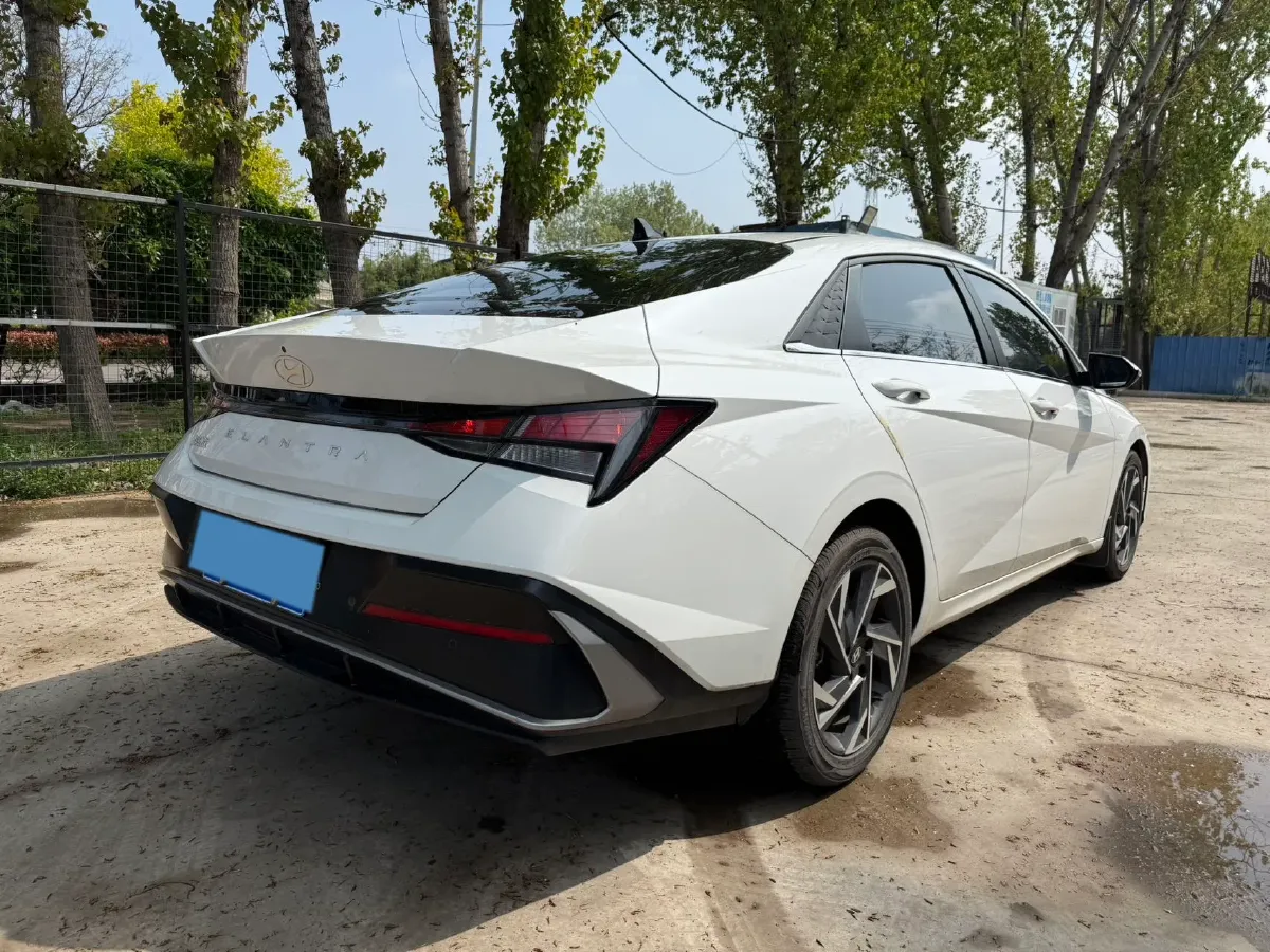 2023 Hyundai Elantra 1.5L 115HP L4 CVT,autocango,china used car exporter,china ev exporter,chinese used car exporter,chinese used ev exporter