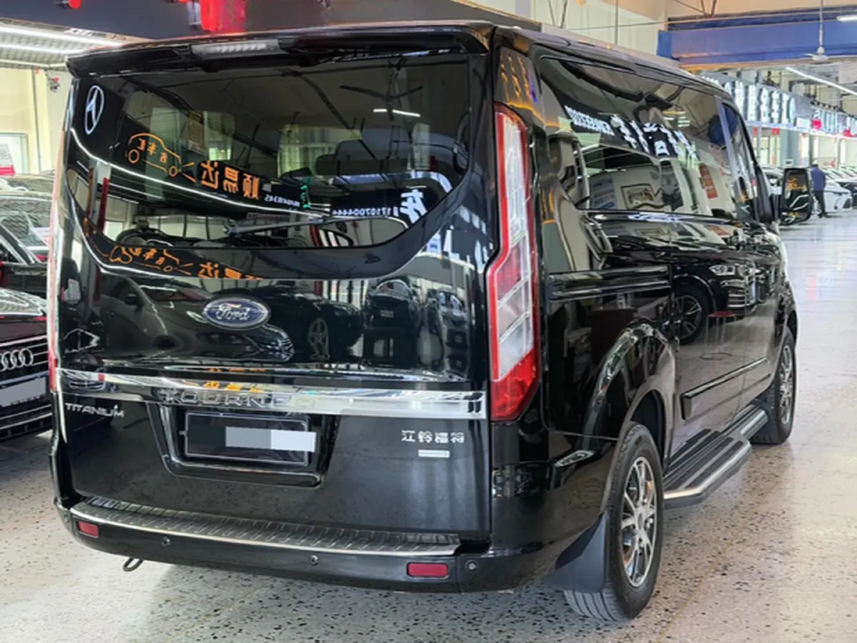 2020 Ford Tourneo 2.0T 203HP L4 6AT,autocango,china used car exporter,china ev exporter,chinese used car exporter,chinese used ev exporter