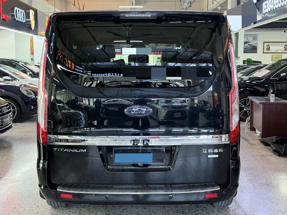 2020 Ford Tourneo 2.0T 203HP L4 6AT,autocango,china used car exporter,china ev exporter,chinese used car exporter,chinese used ev exporter