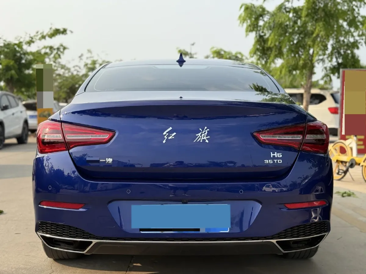 2020 HongQi H5 1.8T 197HP L4 6AT,autocango,china used car exporter,china ev exporter,chinese used car exporter,chinese used ev exporter